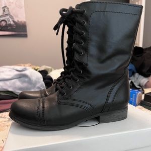 Steve Madden Troopa Boot (Black)